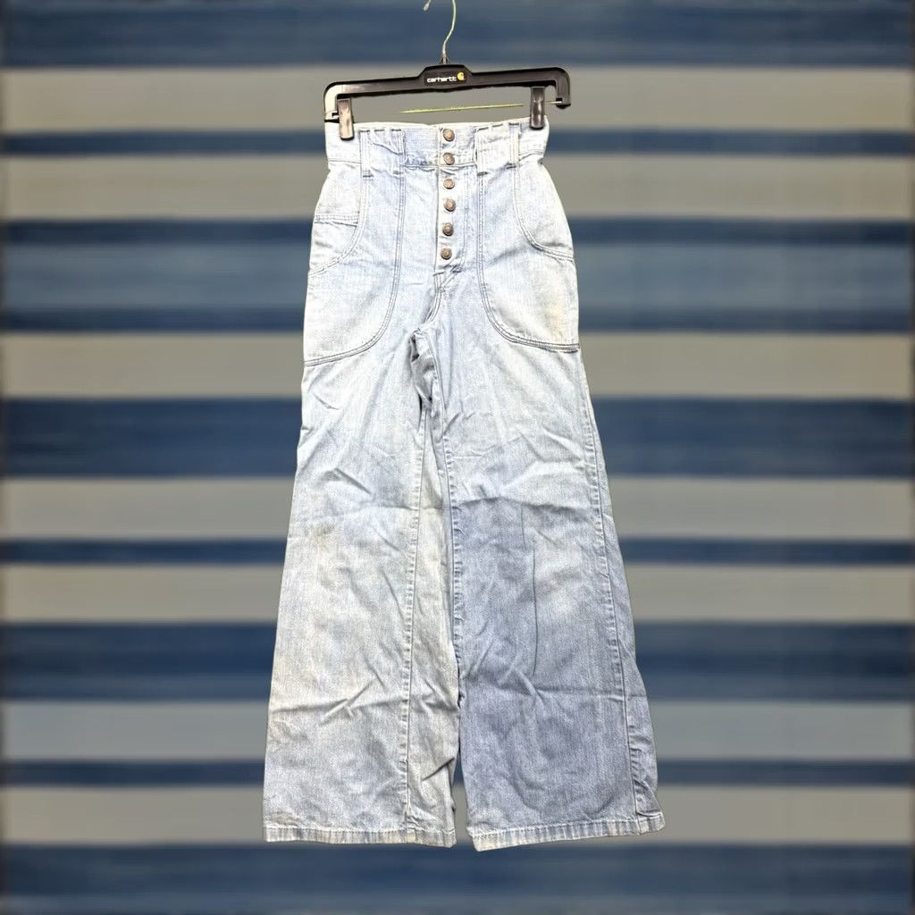 Vintage VINTAGE 1970s Jeans Bell Bottom Rumble Seats Double Zipper Hippie Womens 2 Blue Denim 30in Inseam Size 42" / US 20 - 1 Thumbnail