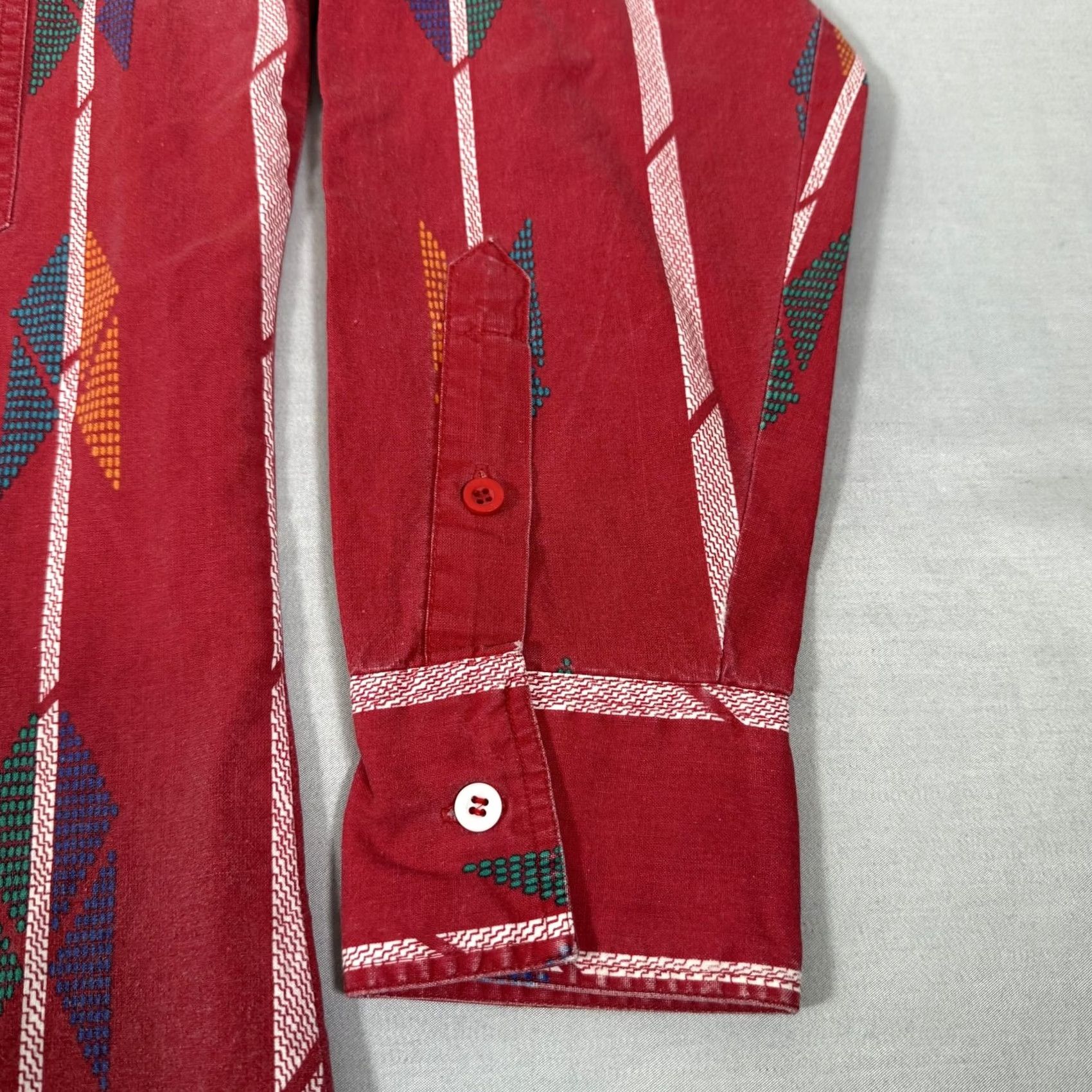 Wrangler VINTAGE Wrangler Shirt Men Large Red Aztec Western Button Up Cowboy Frontier 90s Size US L / EU 52-54 / 3 - 6 Thumbnail