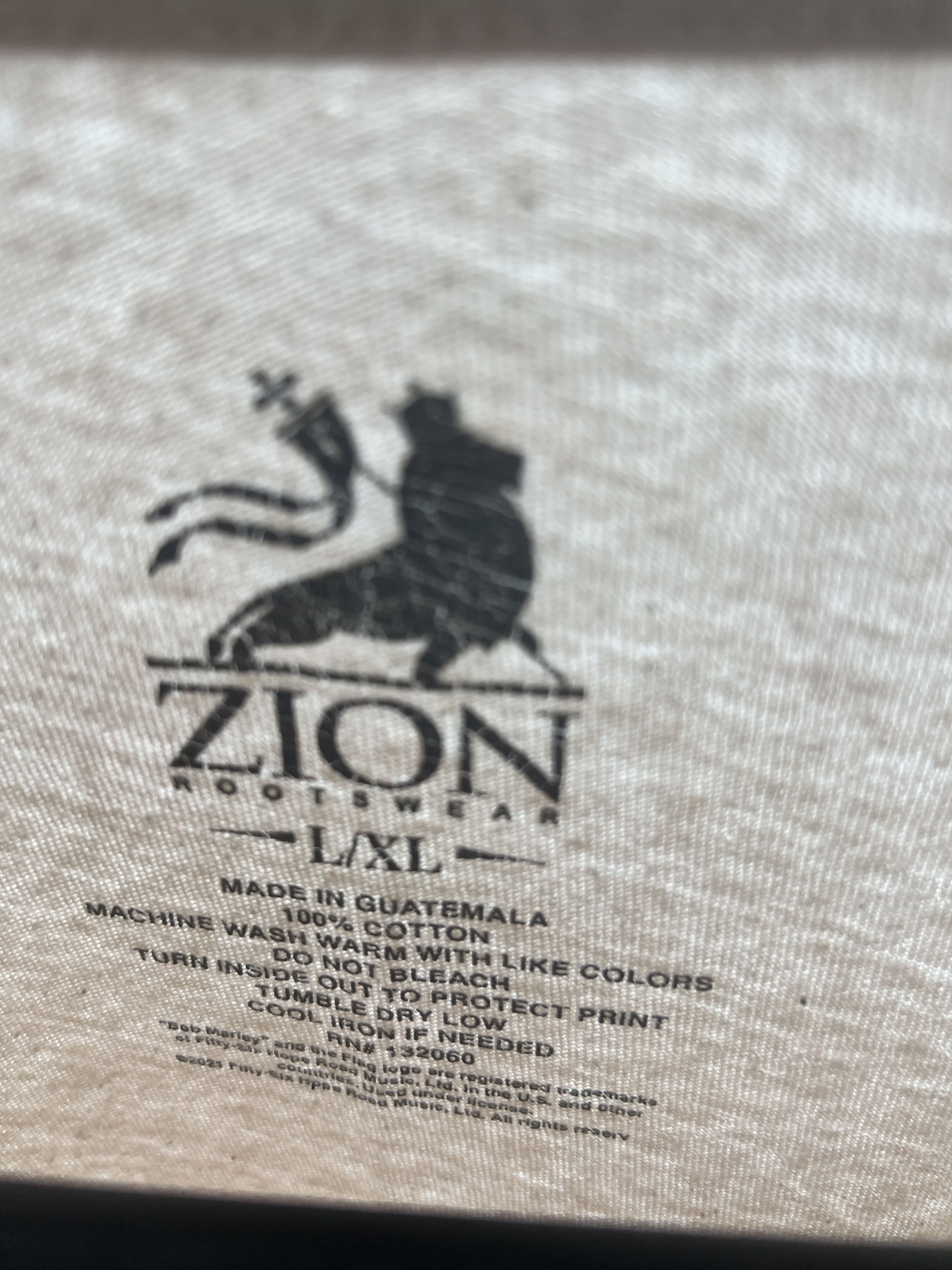 Zion Rootswear Bob Marley Zion Rootswear Every Little Thing Graphic Size US XL / EU 56 / 4 - 3 Thumbnail