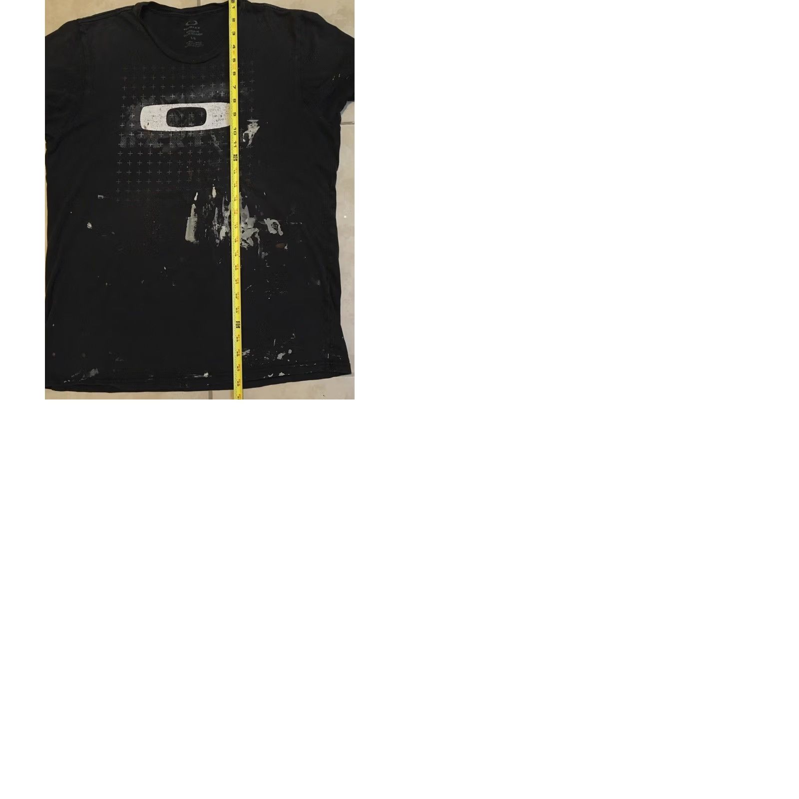 Oakley Vtg Oakley T-Shirt Men L Black Thrashed Distressed Grunge 90s Y2K Cyber Skate Rock Punk Vaporwave Gorpcore Fitness Styles Size US L / EU 52-54 / 3 - 12 Thumbnail
