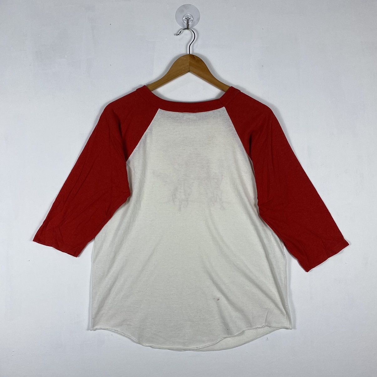 Vintage VINTAGE 80's RUNE QUEST GAME RAGLAN TEE Size US M / EU 48-50 / 2 - 8 Thumbnail
