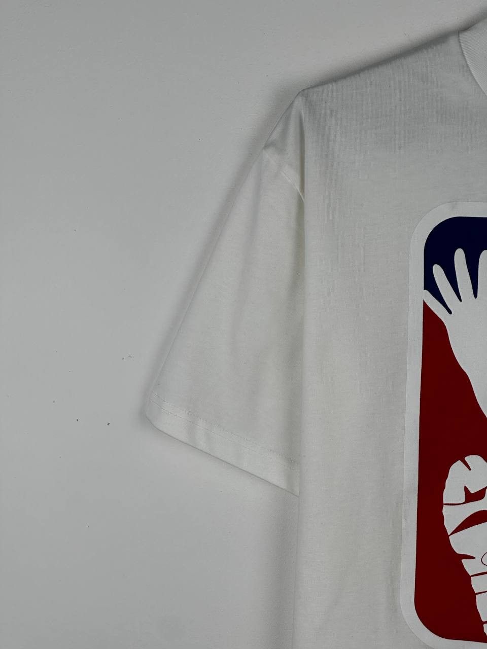 Clints × Japanese Brand Clints Co White NBA Style Logo T Shirt Size US S / EU 44-46 / 1 - 5 Thumbnail