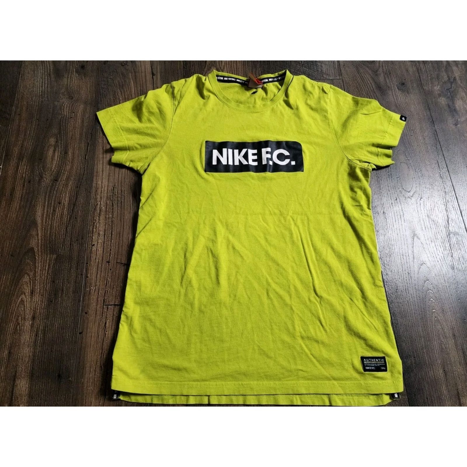 Nike Nike F.C. Athletic Cut Football Club Soccer 1994 T Shirt Mens L Green Nike Shirts Mens Size US L / EU 52-54 / 3 - 8 Thumbnail