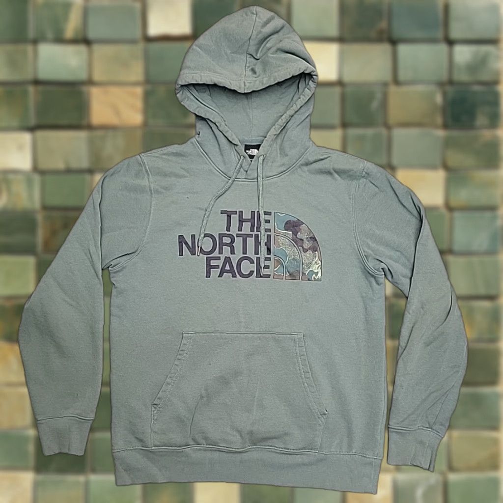 The North Face The North Face Hoodie Mens M Green Camo Logo Front Hooded Pullover Sweatshirt Size US M / EU 48-50 / 2 - 1 Thumbnail