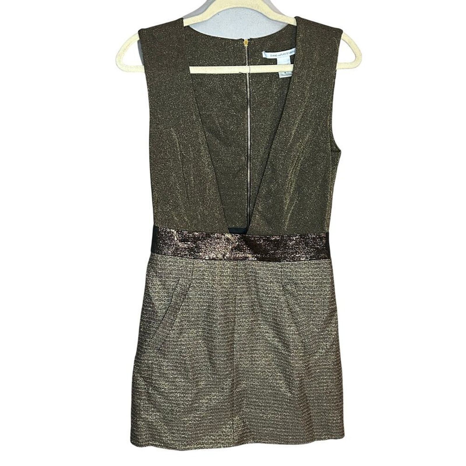 Diane von Furstenberg DIANE VON FURSTENBERG GOLD PLUNGE DRESS-Sz 4 Size S / US 4 / IT 40 - 4 Thumbnail
