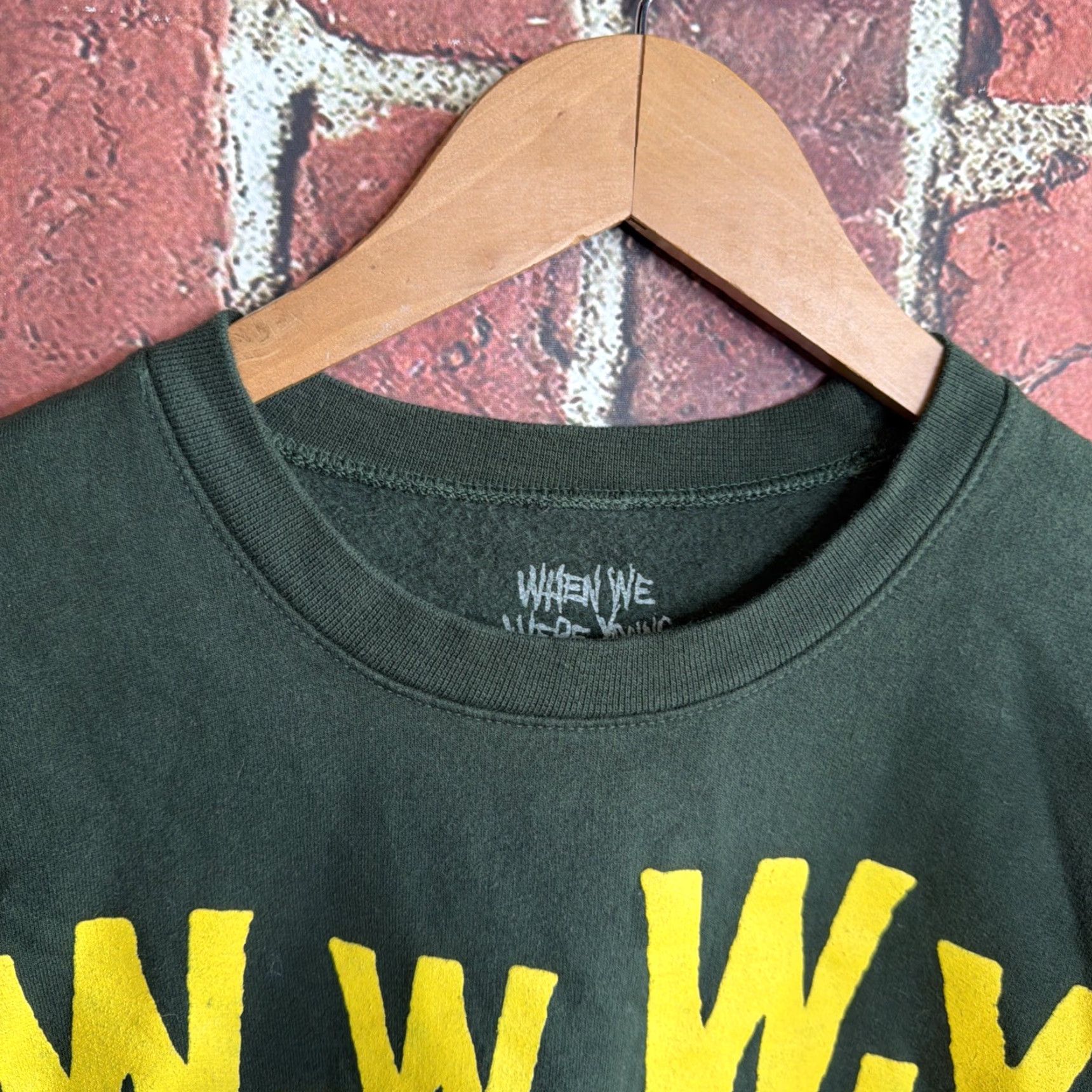 Vintage When We Were Young Sweatshirt Men Size M Green Pullover Long Sleeve Cotton Blend Vintage: No 20” Pit to Pit 26” Back Hem (USA) Size US M / EU 48-50 / 2 - 2 Thumbnail
