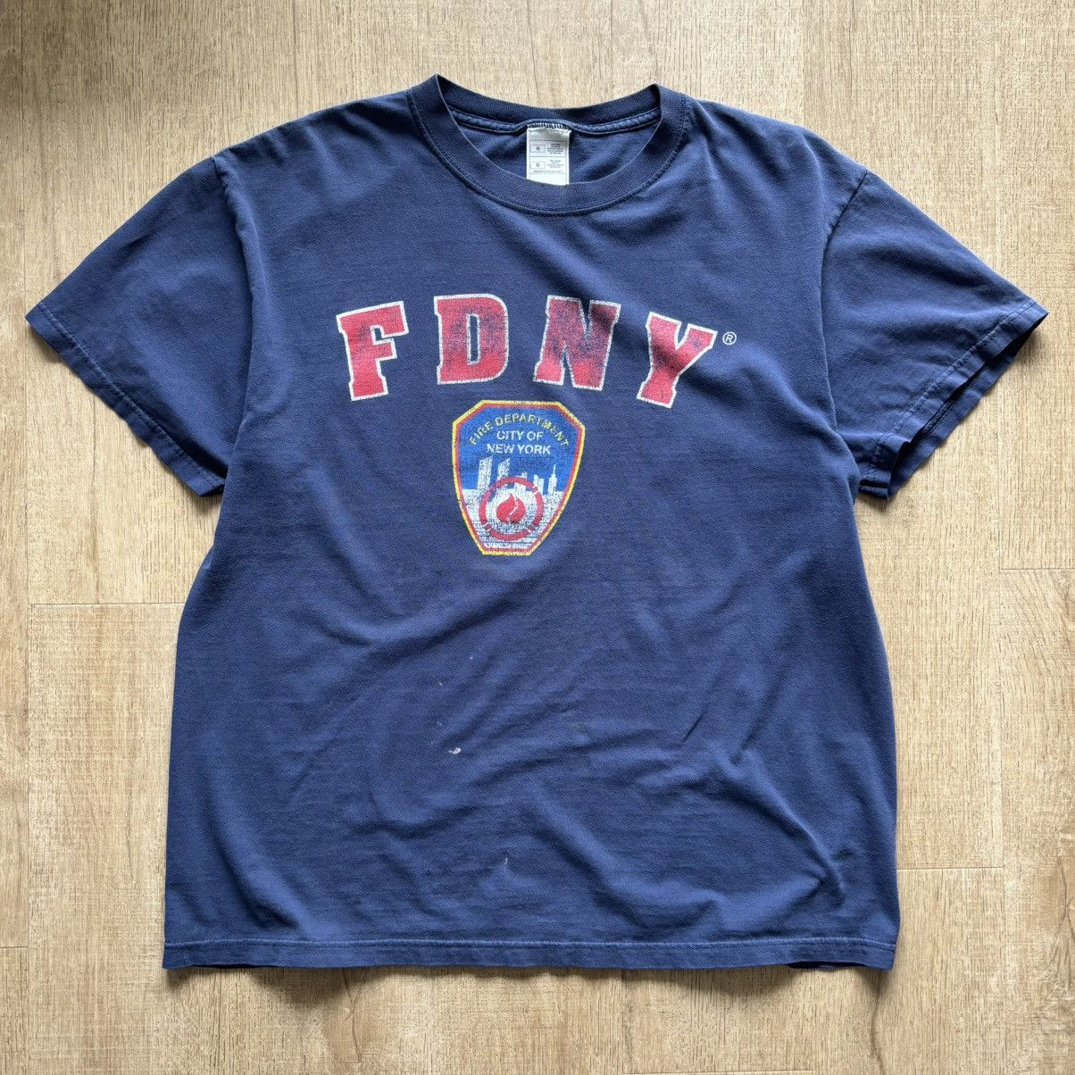 Vintage Sun Faded Distressed Vintage FDNY Tee Size US L / EU 52-54 / 3 - 1 Thumbnail