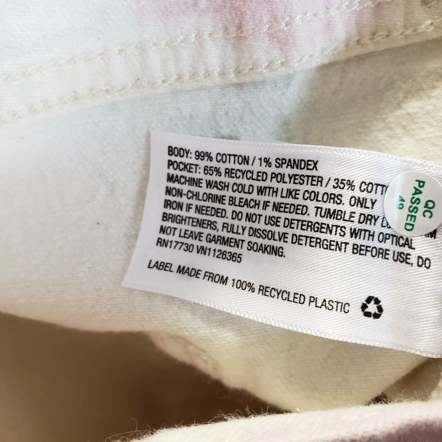 Vintage Universal Thread Womens Straight Jeans Sz 18 White Pink High Rise Size 40" / US 18 - 7 Thumbnail