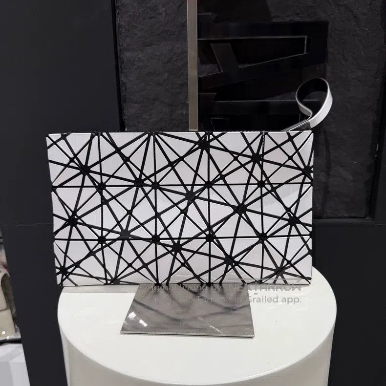 Issey Miyake Issey Miyake Clutch Bag Size ONE SIZE - 4 Thumbnail