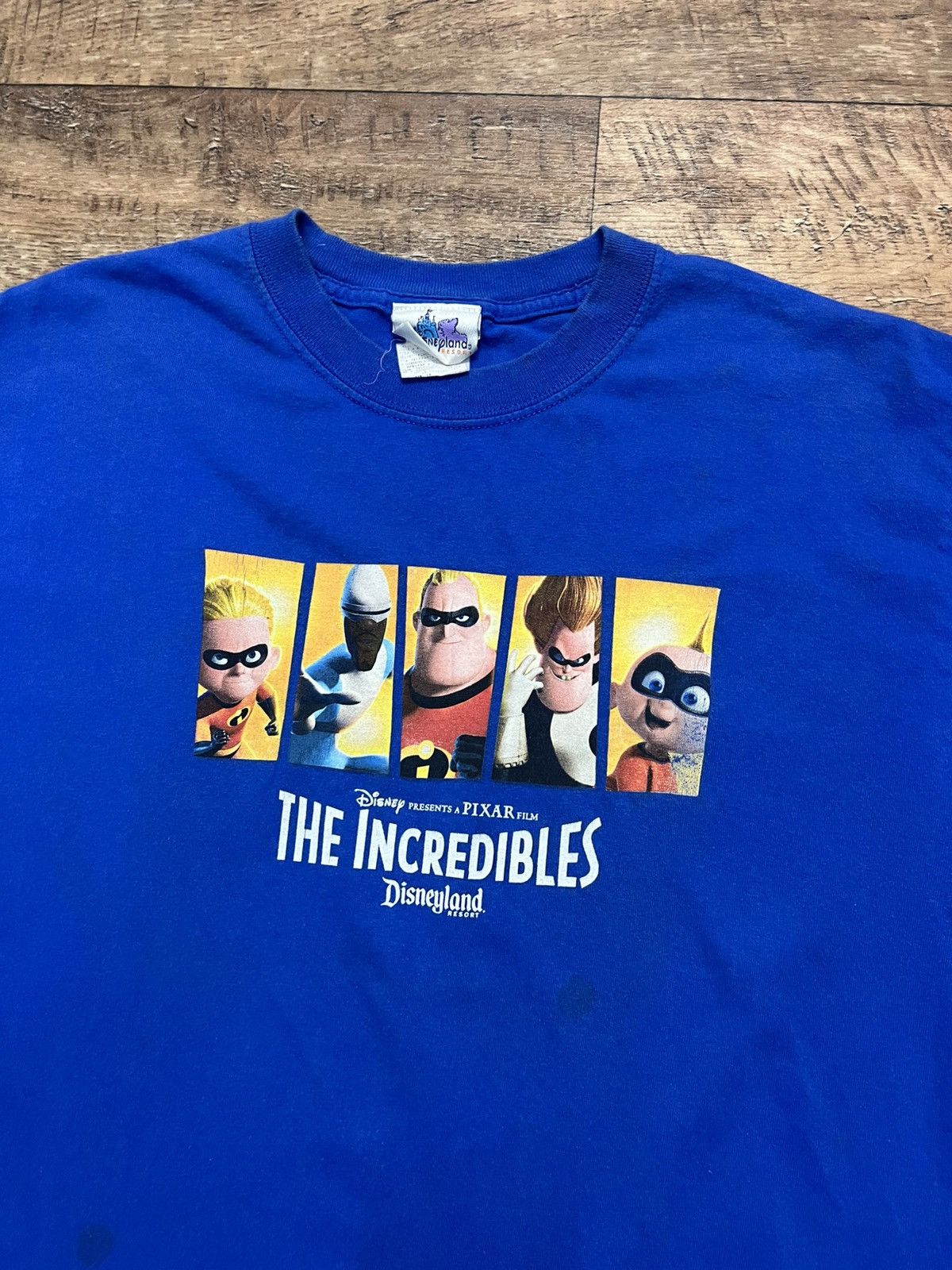 Disney The Incredibles early 2000s the boys only disneyland tee Size US M / EU 48-50 / 2 - 2 Thumbnail