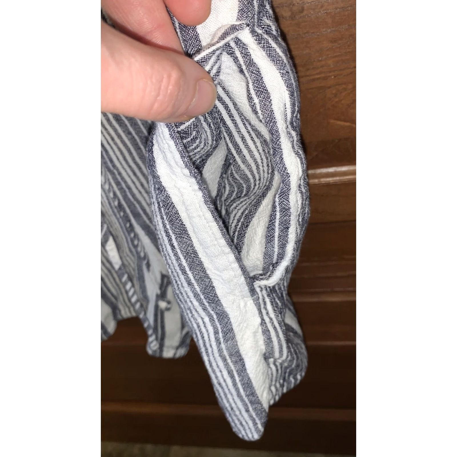 Bella Dahl Bella Dahl Romper Jumpsuit Sz S striped Open Back with Tie linen 2055 Size 28" / US 6 / IT 42 - 3 Thumbnail
