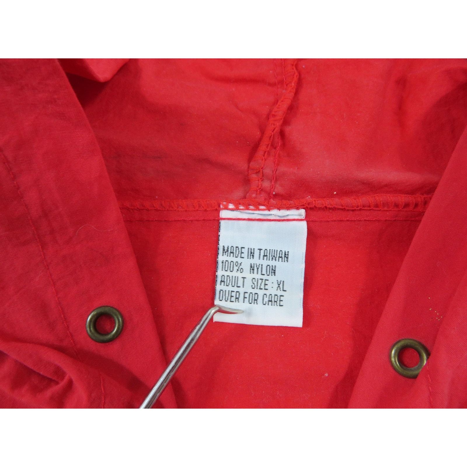 Marlboro Marlboro Country Store Red Pullover Windbreaker Hooded Sz XL Size US XL / EU 56 / 4 - 3 Thumbnail