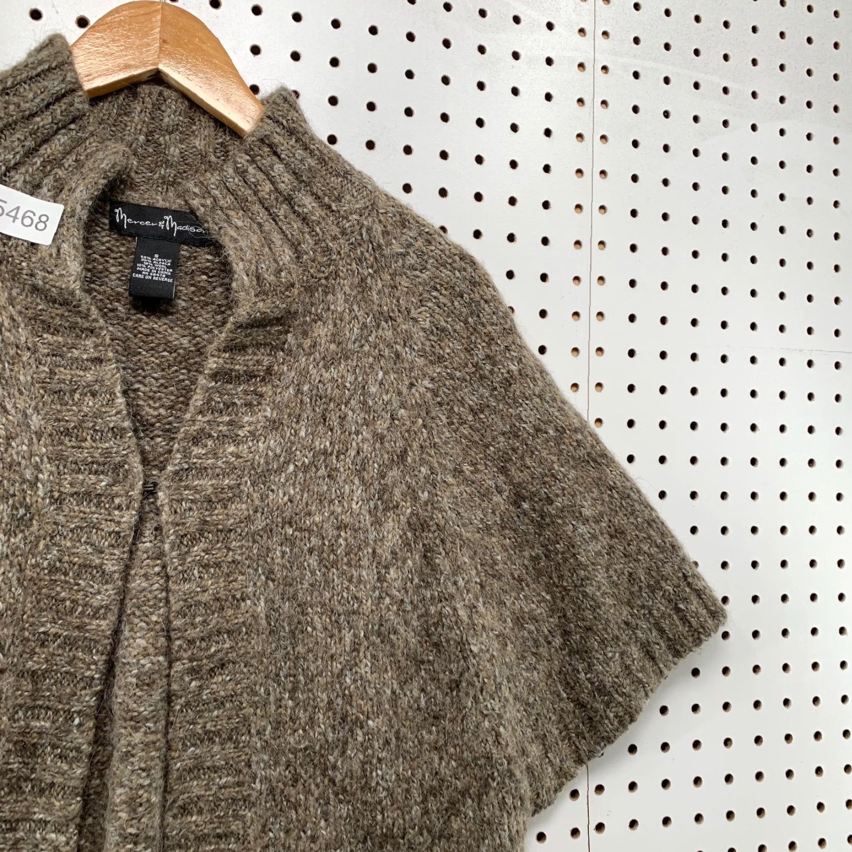 Madison VINTAGE Mercer & Madison Cardigan Cape Wool Sweater Womens Small Brown Alpaca Size S / US 4 / IT 40 - 3 Thumbnail