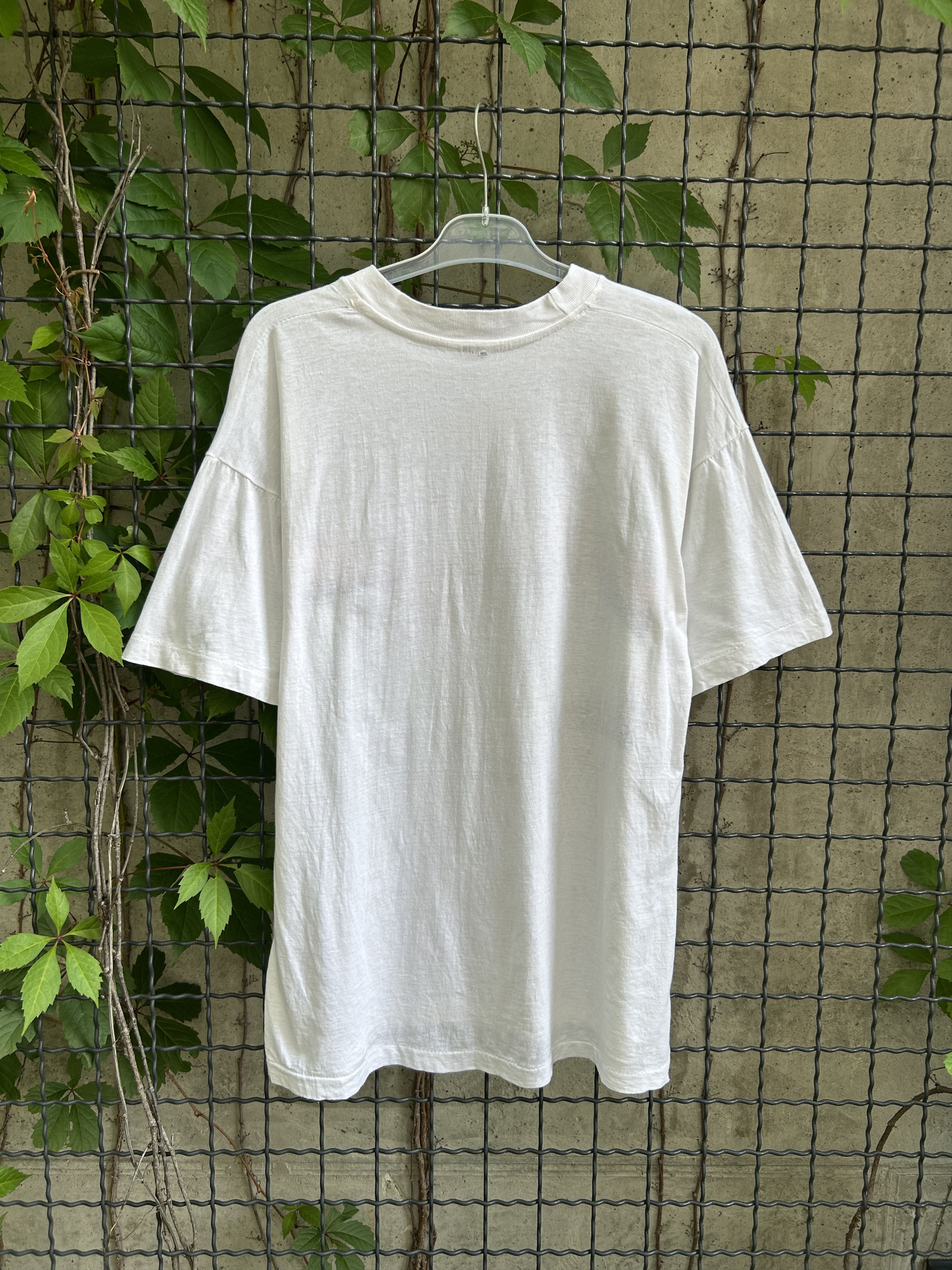Vintage Vintage 90s Michelangelo Chapella Sistina Roma Art T-shirt Size US L / EU 52-54 / 3 - 2 Thumbnail