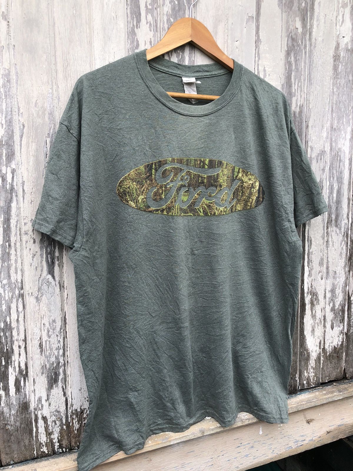 Japanese Brand × Realtree × Vintage Vintage Y2K Ford Realtree Centre Logo Tshirt Size US XL / EU 56 / 4 - 4 Thumbnail