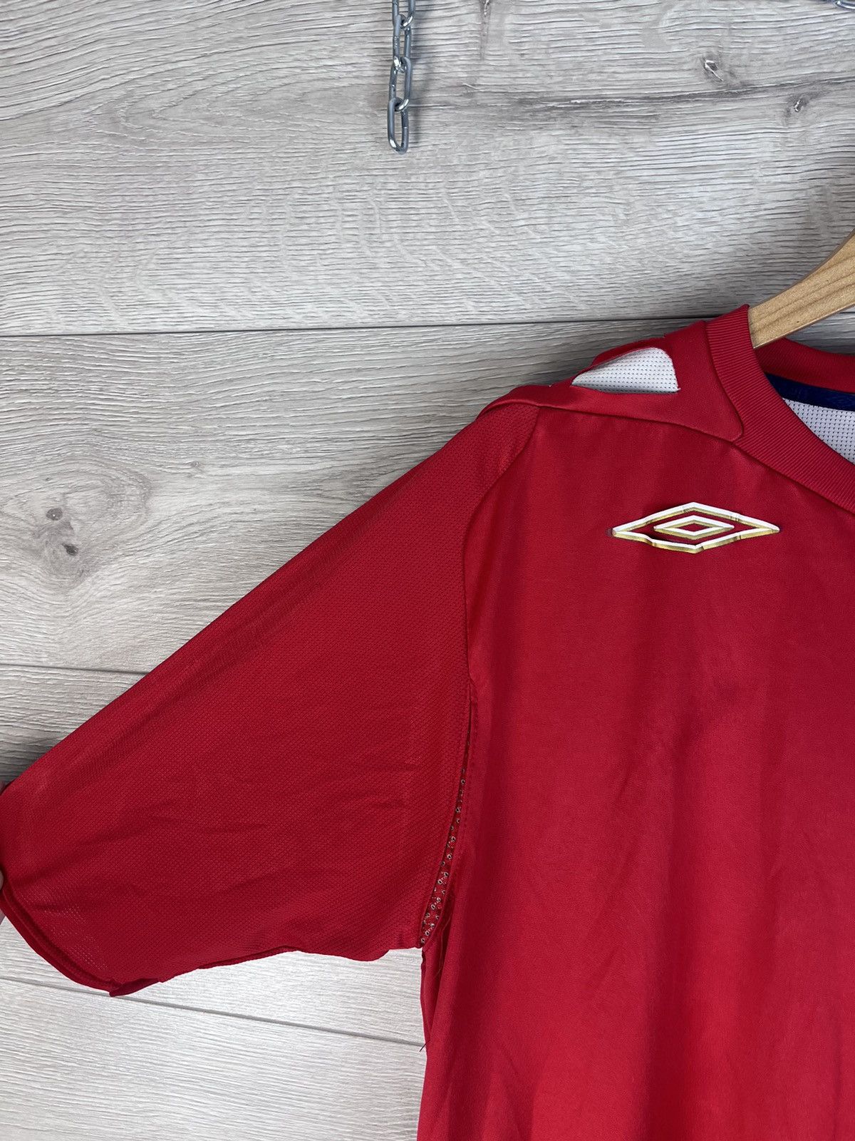 Umbro Vintage mens soccer jerseys Umbro England Size US XL / EU 56 / 4 - 4 Thumbnail