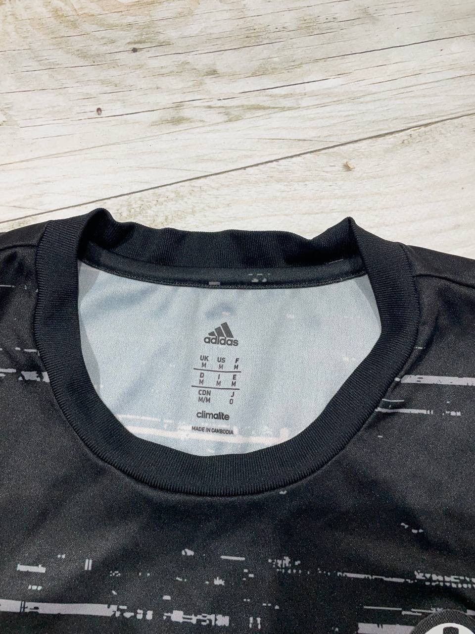 Adidas Adidas Juventus 2016 2017 Training Shirt Jersey Football Size US M / EU 48-50 / 2 - 6 Thumbnail