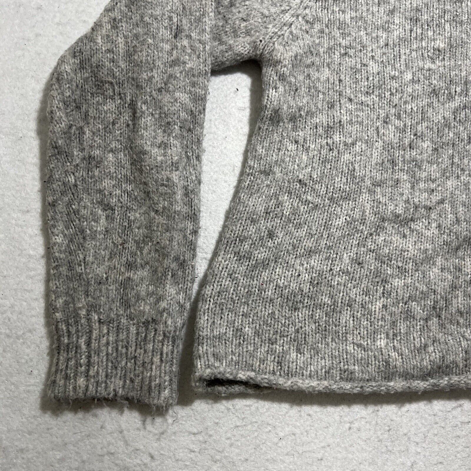 Brandy Melville Brandy MelvilleCropped Sweater Acrylic Wool Blend Crop Top Size ONE SIZE - 5 Thumbnail