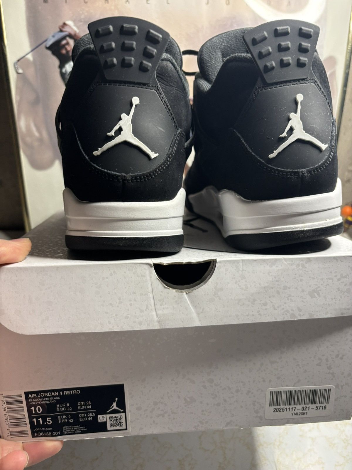 Jordan Brand Air Jordan 4 Retro OG Military Black Size US 10 / EU 43 - 7 Thumbnail