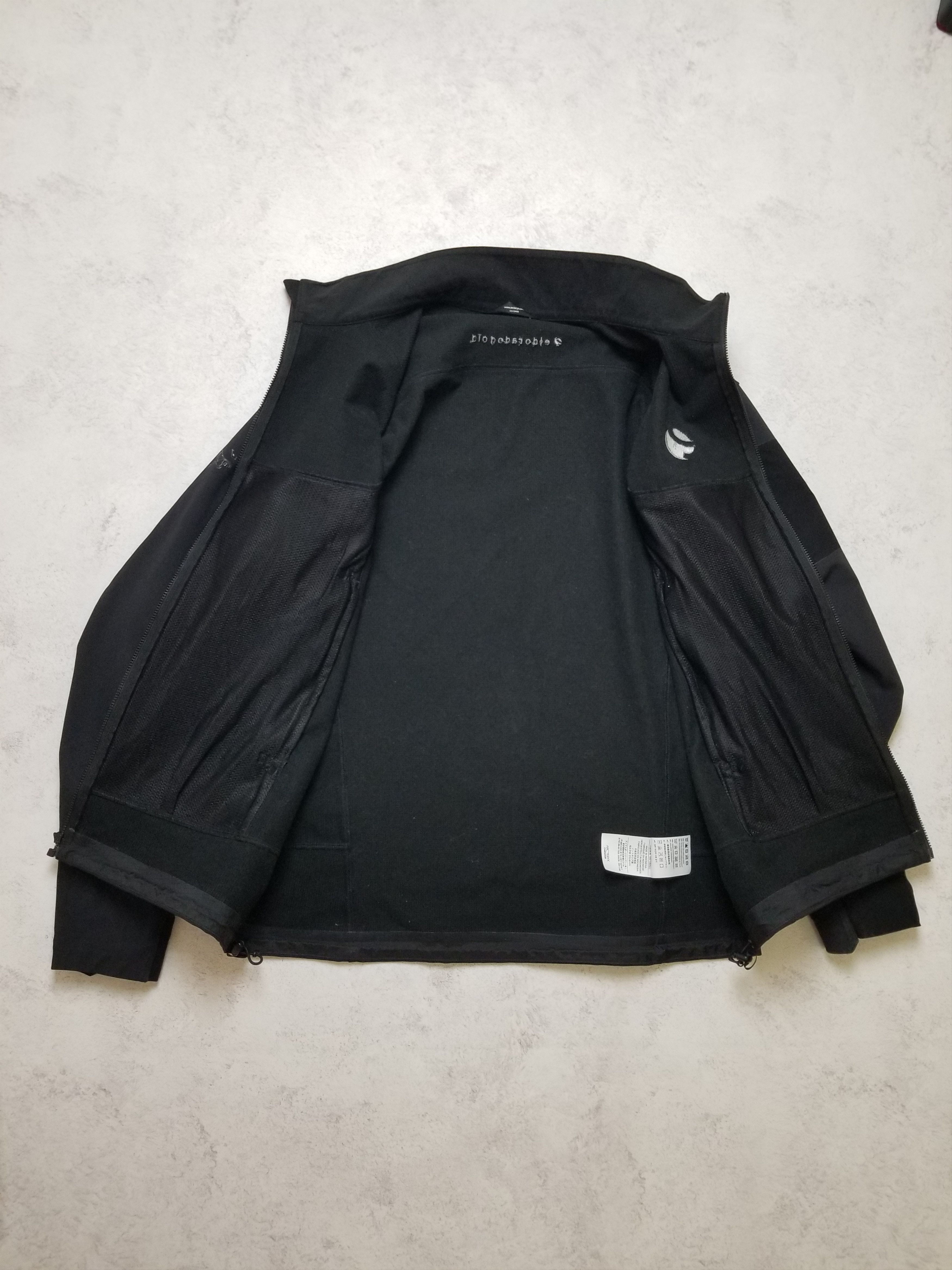 Arc'teryx Arc'teryx Softshell Windbreaker Lightweight Full Zip Jacket Size US L / EU 52-54 / 3 - 4 Thumbnail
