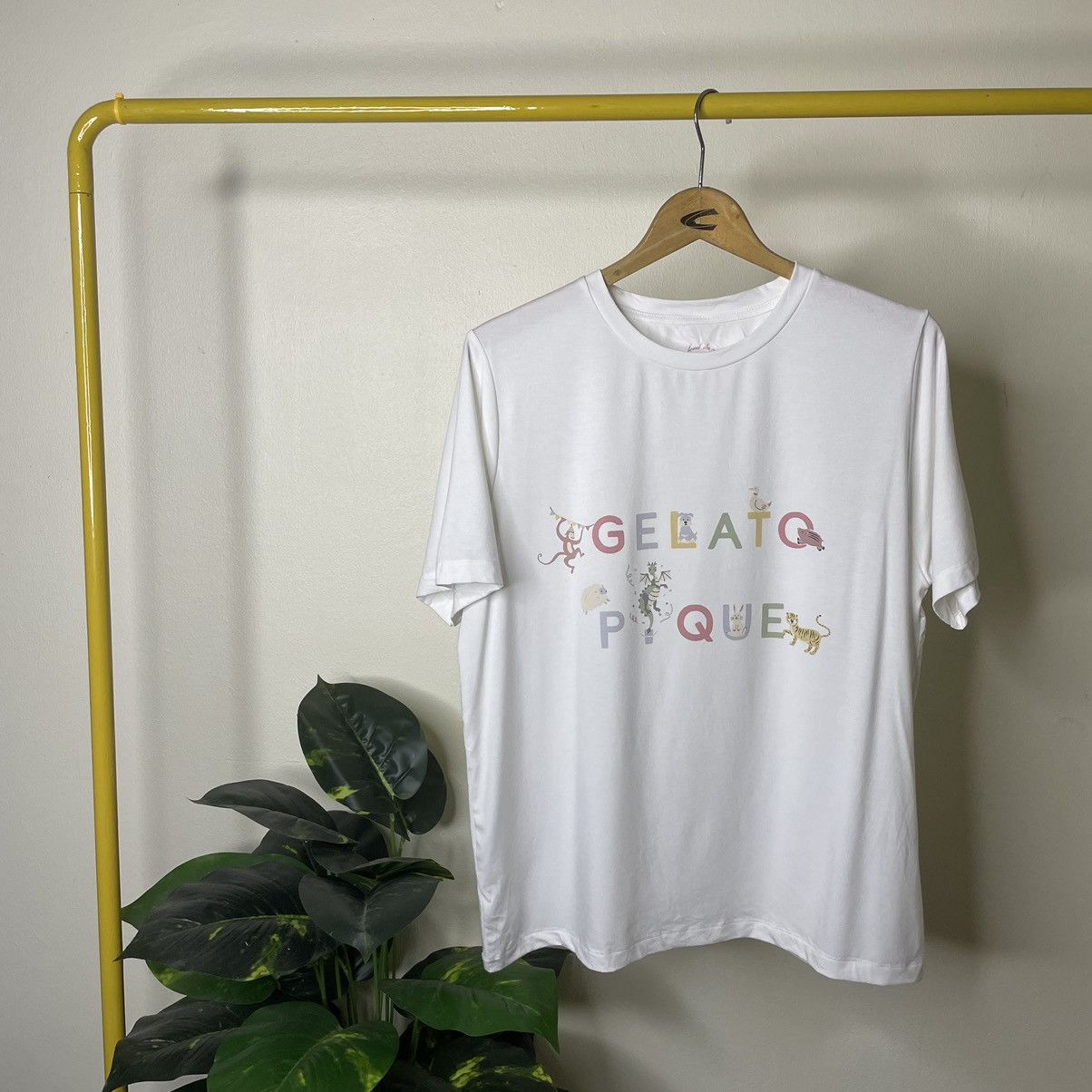 Designer Gelato Pique Spell Out Designer T Shirt Size US L / EU 52-54 / 3 - 1 Thumbnail