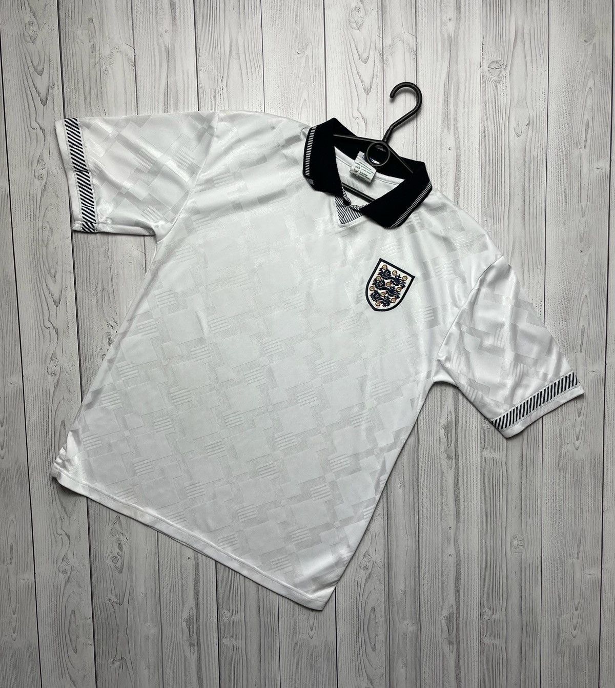 Vintage England retro jersey size L logo white