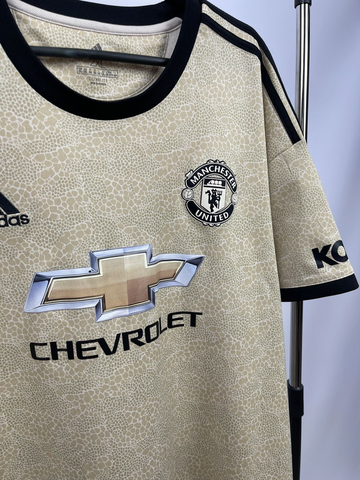 Adidas × Vintage Adidas Manchester United 2019 2020 Tan Away Jersey Size 2XL Size US XXL / EU 58 / 5 - 3 Thumbnail