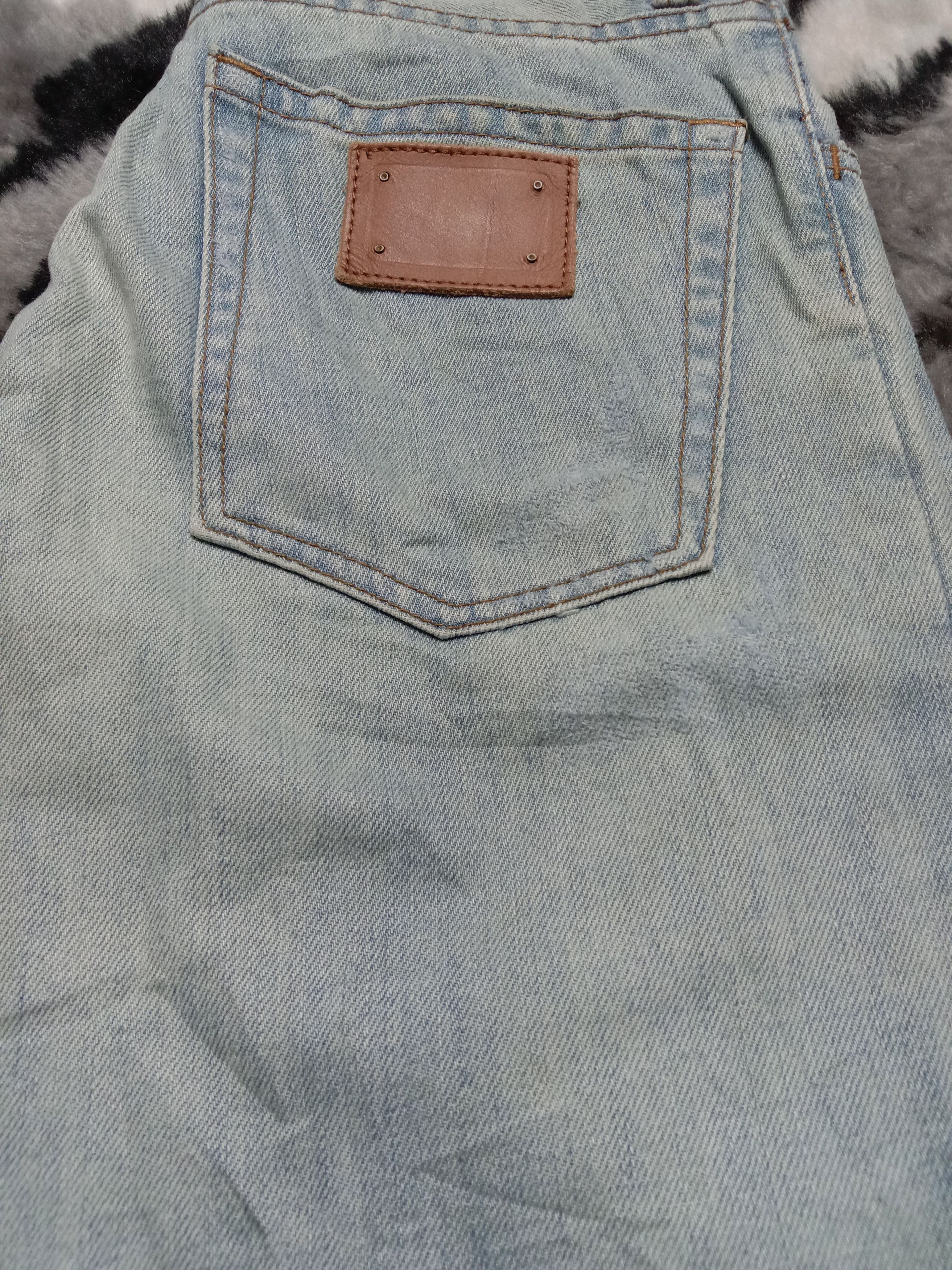Dolce & Gabbana Dolce Gabbana rare Distressed Jeans Size US 28 / EU 44 - 14 Thumbnail