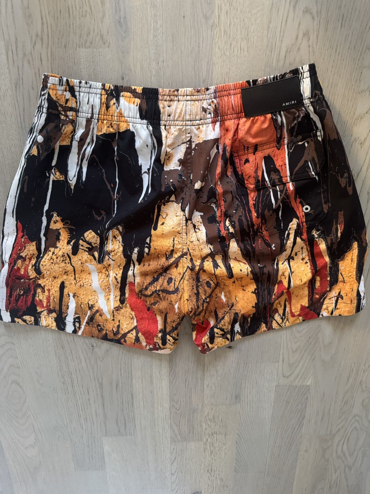 Amiri AMIRI Shorts real sizes SHOWN in photos by tape measure Size US 31 - 6 Thumbnail