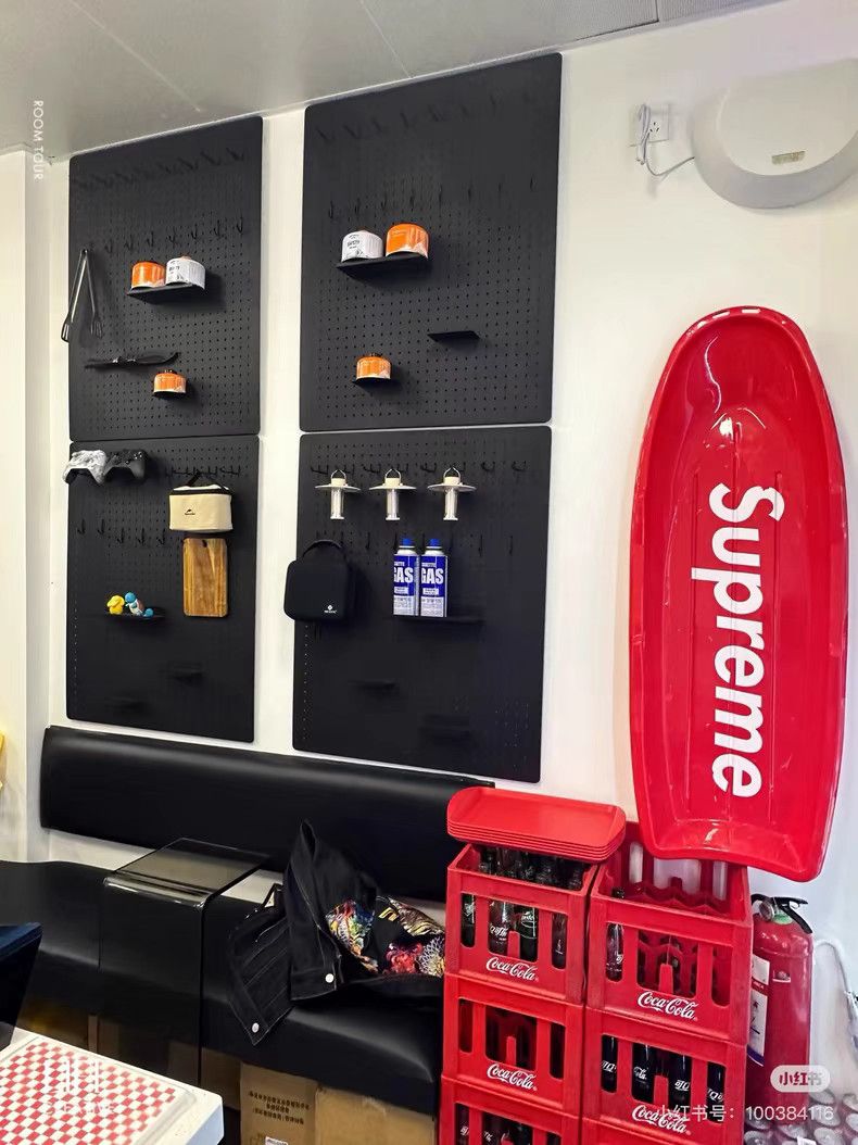 Supreme Supreme Red Snowboard. Q10 Size ONE SIZE - 2 Thumbnail