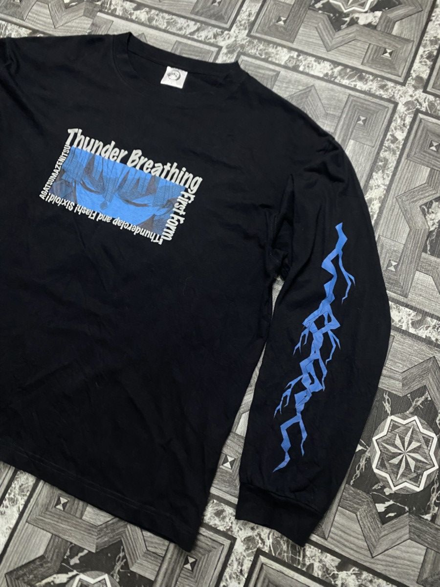 Anime Anime kimetsu No Yaiba (Zenitsu) Long sleeve iconic Size US L / EU 52-54 / 3 - 1 Thumbnail
