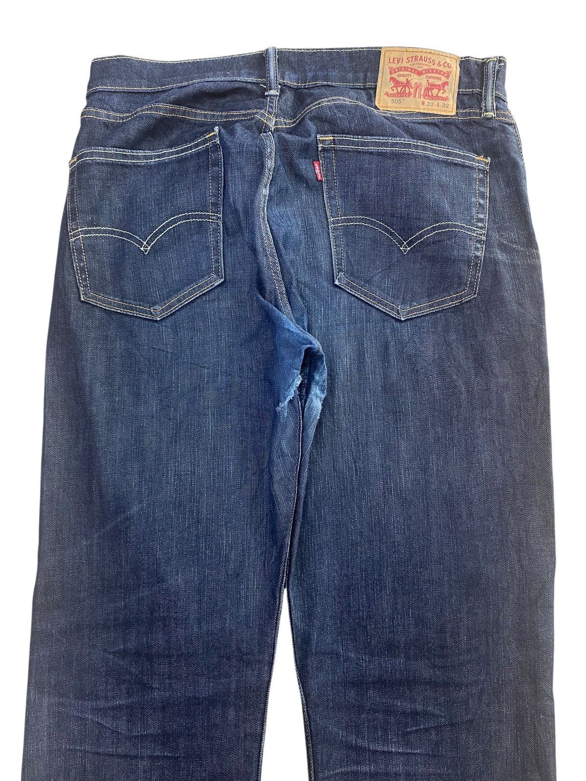Levi's Levi’s 505 Dark Blue Wash Style Loose Jeans Size US 33 - 4 Thumbnail
