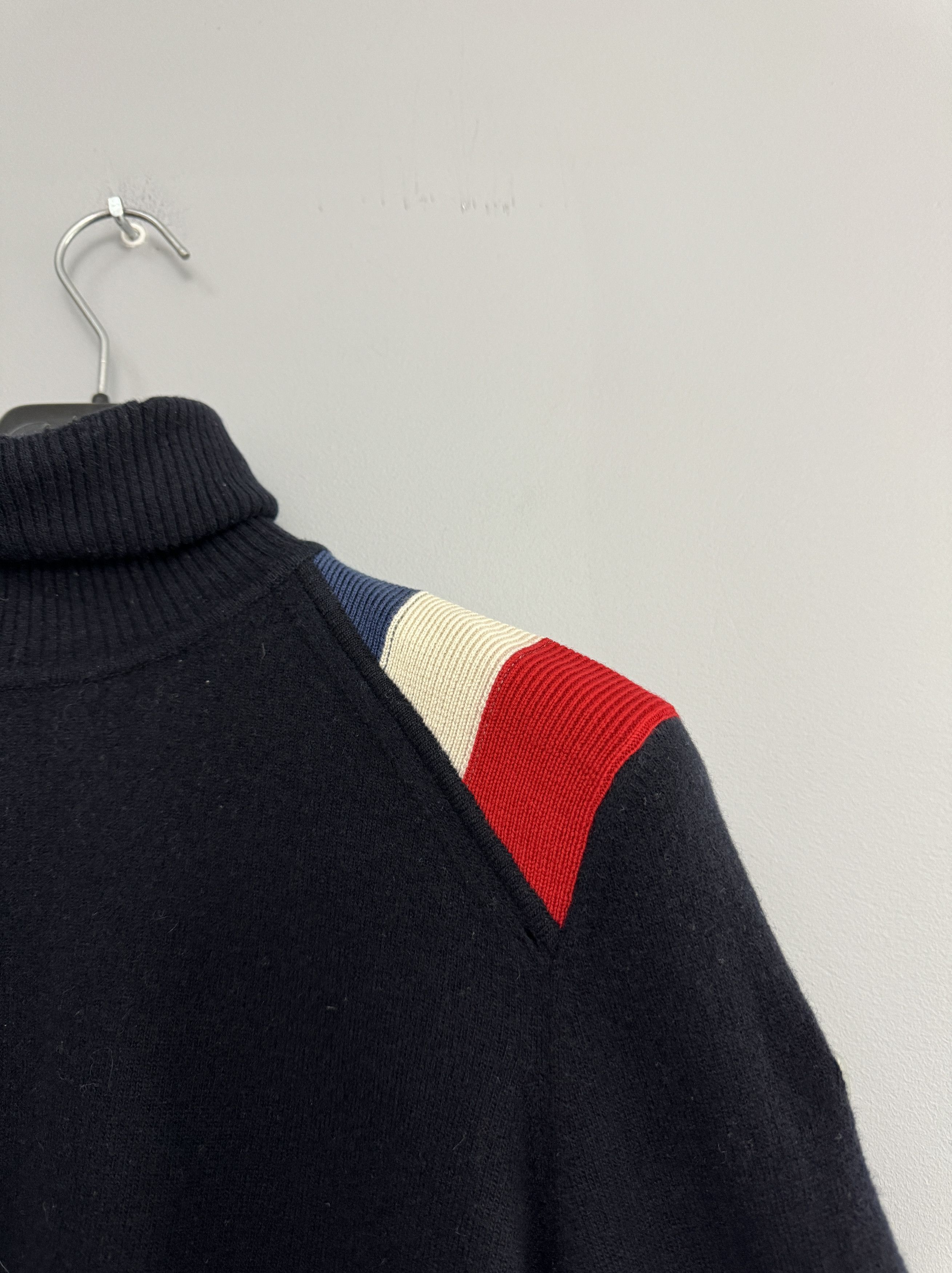 Moncler Moncler Wool Sweater Turtleneck Jumper Size M-L Size US M / EU 48-50 / 2 - 2 Thumbnail