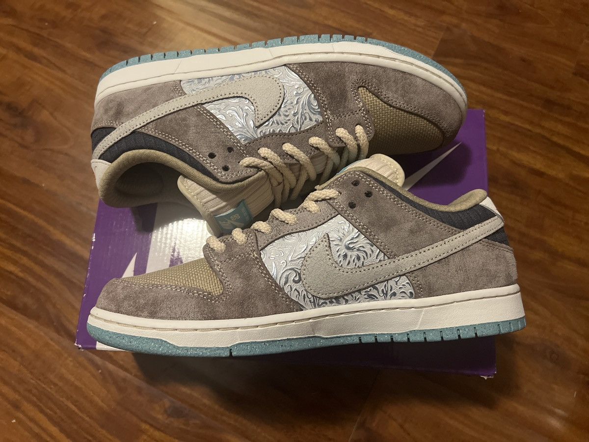 Nike SB Dunk Big Money Savings Size US 10 / EU 43 - 2 Thumbnail