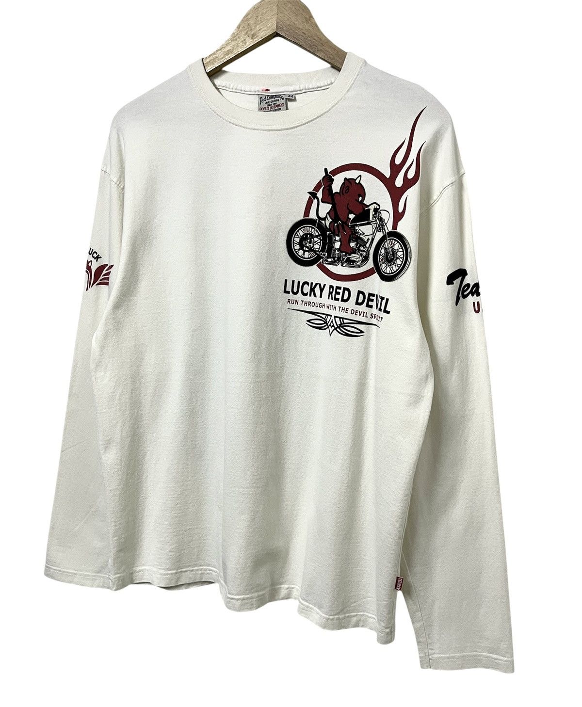 Japanese Brand TED COMPANY TED MAN LUCKY RED DEVIL RACING LONGSLEEVE TSHIRT Size US L / EU 52-54 / 3 - 4 Thumbnail