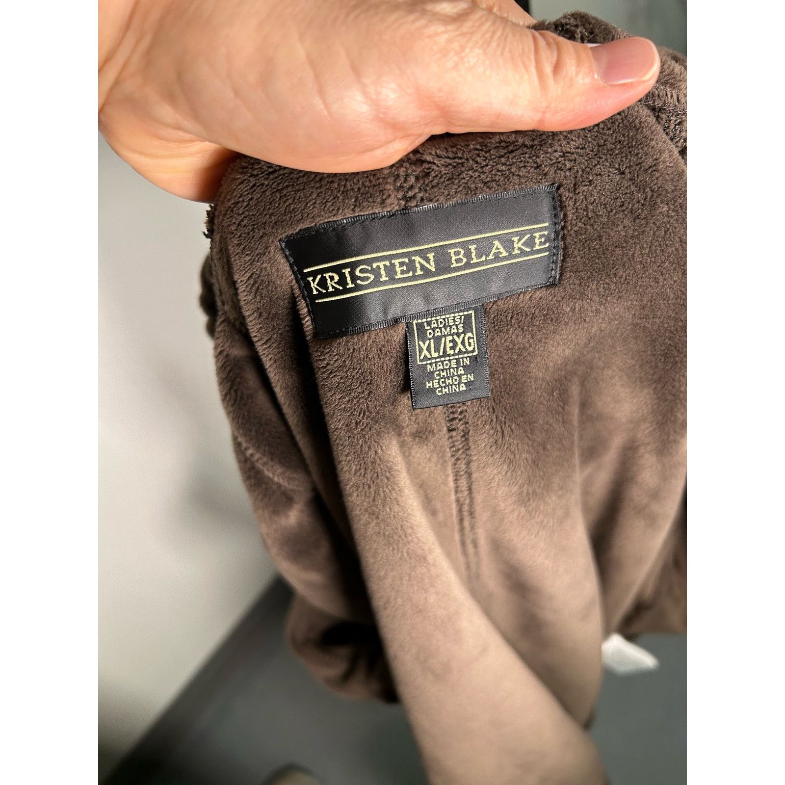 Other Kristen Blake Women Faux Fur Petites Jacket size XL Size XL / US 12-14 / IT 48-50 - 7 Thumbnail