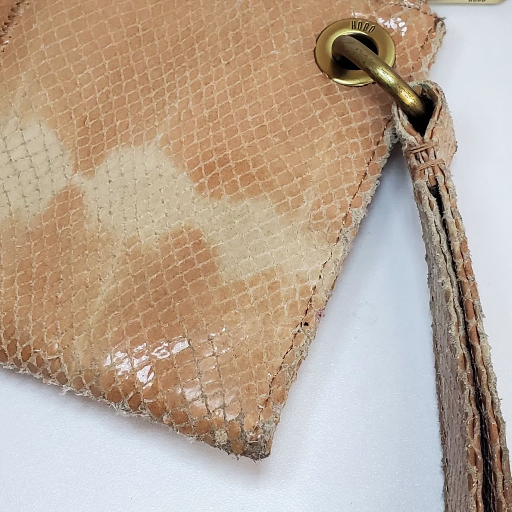 Vintage VINTAGE Hobo Wristlet Clutch Peach Pink Snakeskin Purse City Chic Retro Bag Medium Womens Size ONE SIZE - 7 Thumbnail