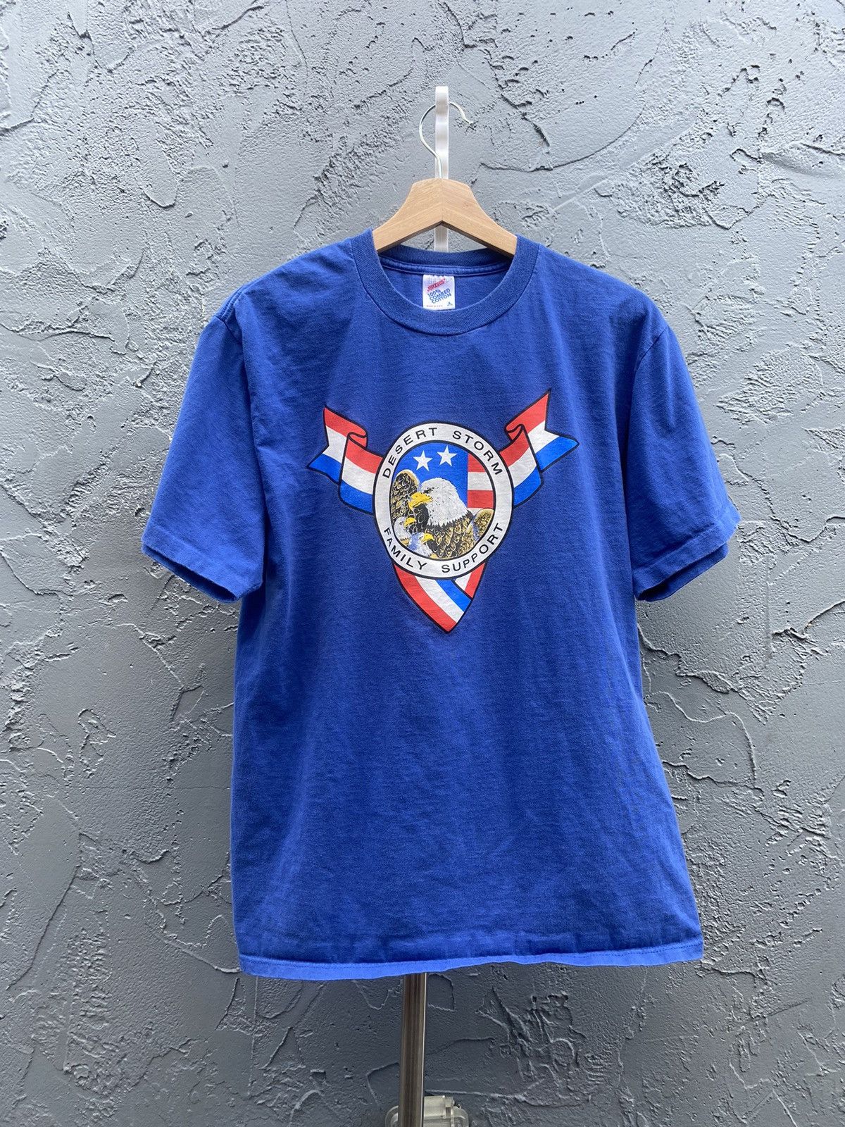 Vintage Vintage Desert Storm Family Support Tee, Made in USA Size US L / EU 52-54 / 3 - 1 Thumbnail