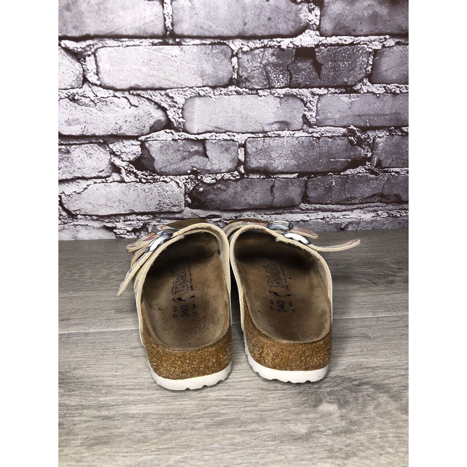 Birkenstock Birki's Birkenstock Pink Leather Floral Slides Sandals Women Size US 6.5 / IT 36.5 - 4 Thumbnail