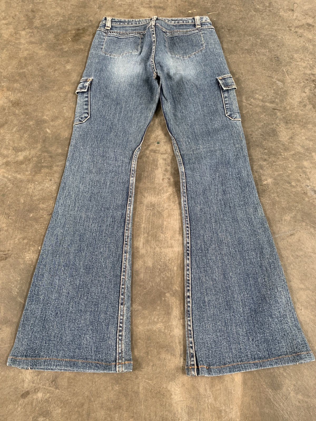 Japanese Brand 2000s y2k flare cargo jeans Size 26" / US 2 / IT 38 - 2 Thumbnail