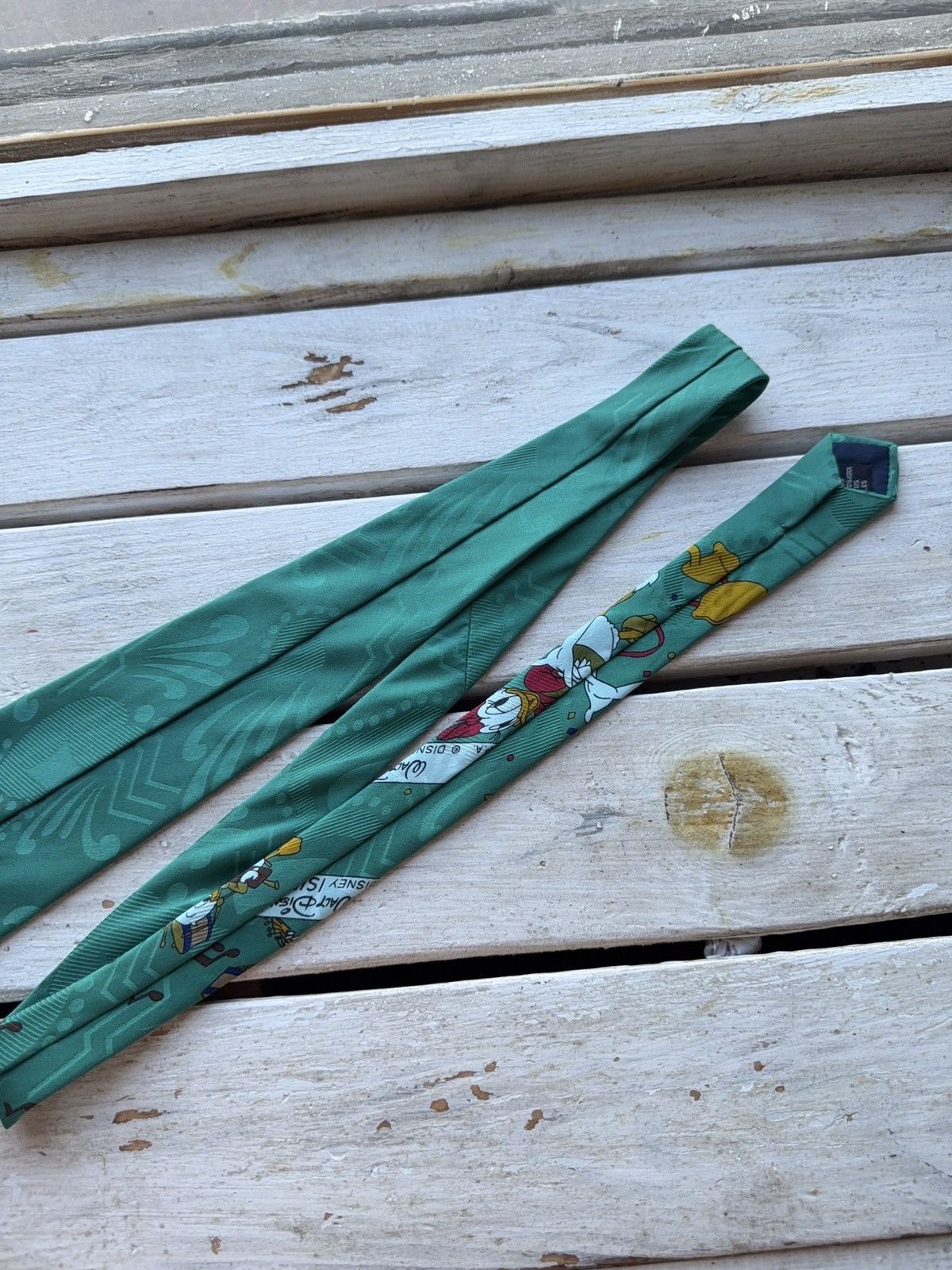 Cartoon Network × Disney × Vintage Vintage Disney Donald Duck & Nephews Green Tie 90s Print Size ONE SIZE - 7 Thumbnail