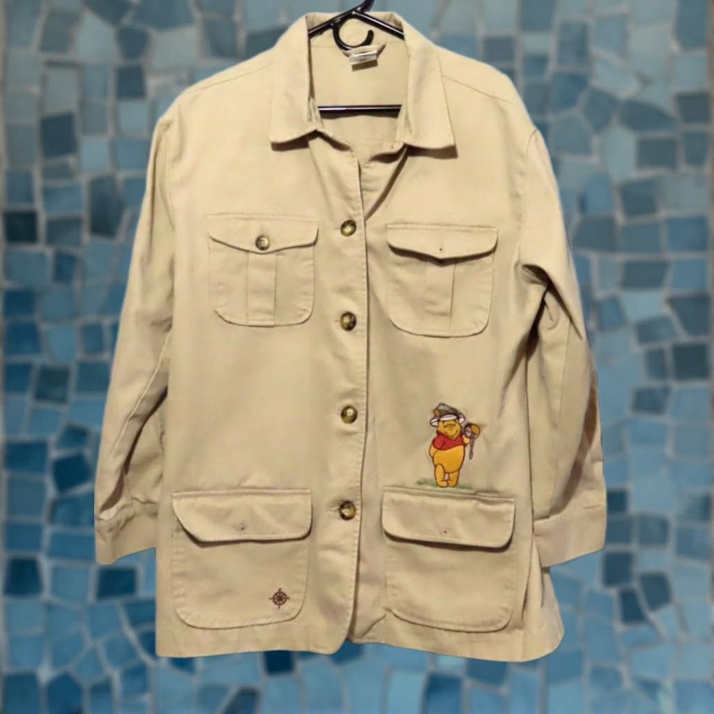 Disney READ Disney Winnie the Pooh Embroidered Button Up Shirt Ivory Women's XL Size XL / US 12-14 / IT 48-50 - 1 Thumbnail