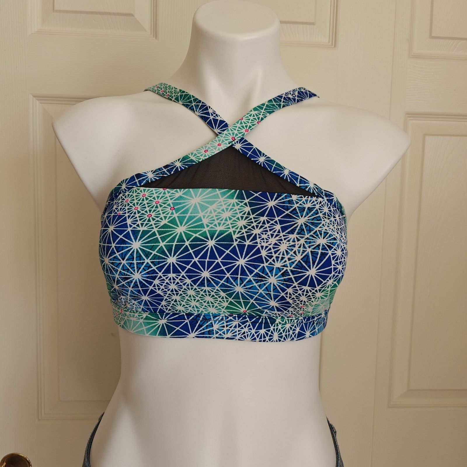 Victoria's Secret VS Victoria Sport starburst cross neck sports bra sz M Size ONE SIZE - 2 Thumbnail