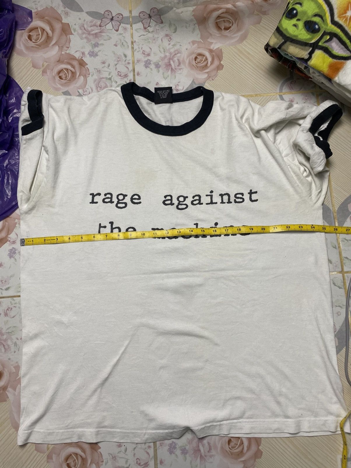 Rage Against The Machine Vintage 90s' Rage Against The Machine T-Shirt Giant Tag XL Size US XL / EU 56 / 4 - 13 Thumbnail