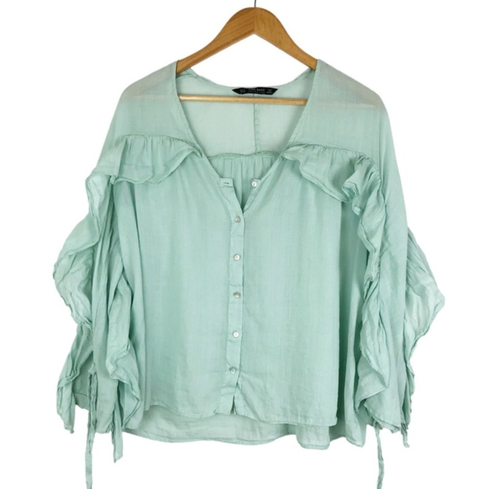 Zara Zara Women’s Basic Sage Ruffle Feminine Blouse Size M / US 6-8 / IT 42-44 - 1 Thumbnail