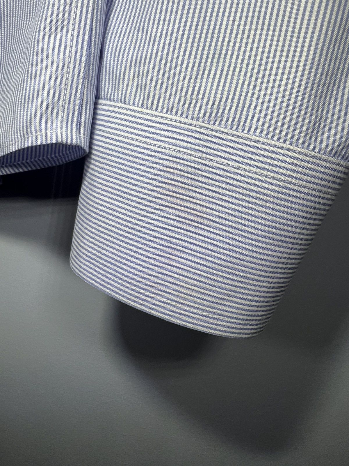 UNTUCKit Untuckit Shirt Mens Large Button Up Blue And White Striped Size US L / EU 52-54 / 3 - 7 Thumbnail