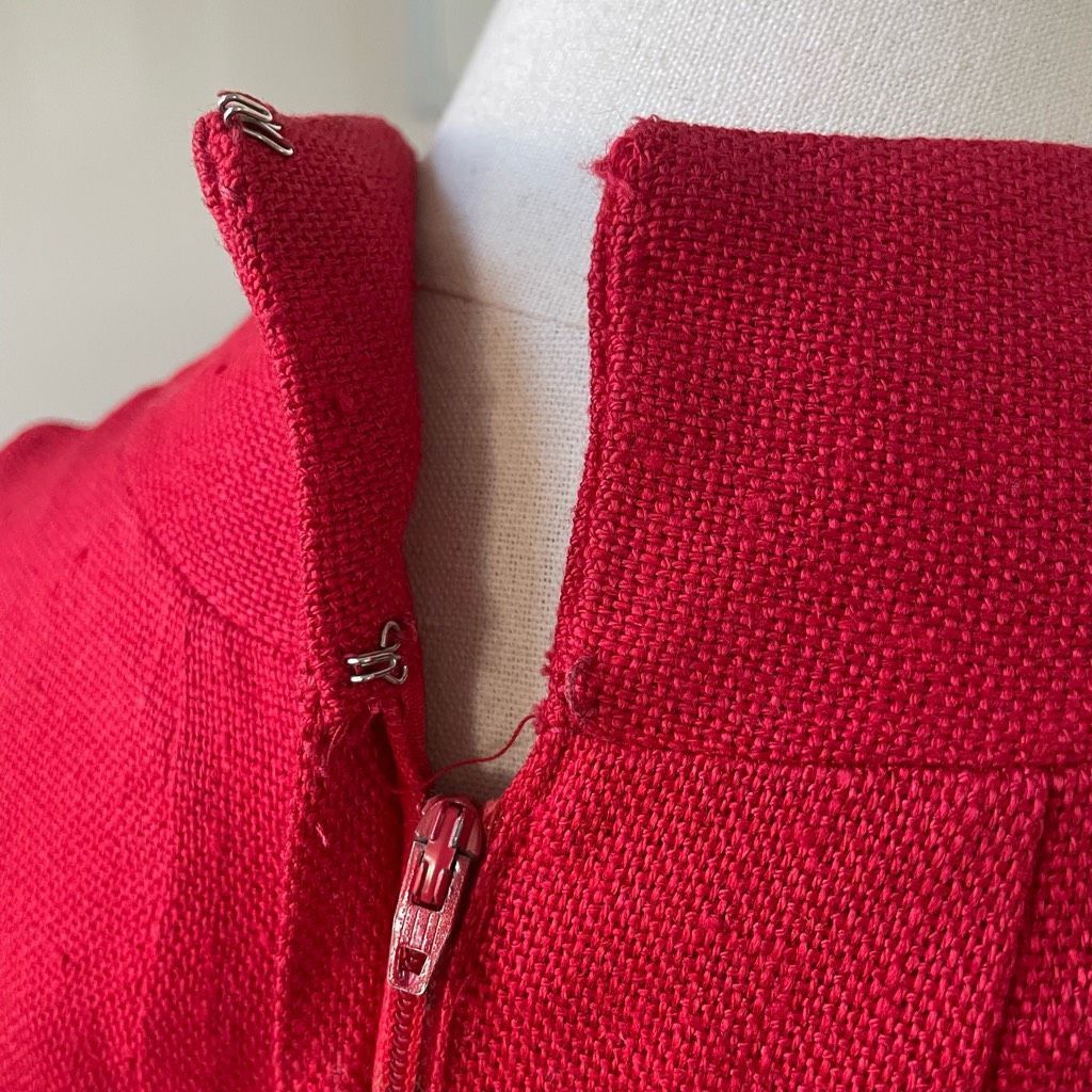 Saks Fifth Avenue Vintage 60s Saks Fifth Avenue Mock Neck Sleeveless Shift Dre Size S / US 4 / IT 40 - 5 Thumbnail