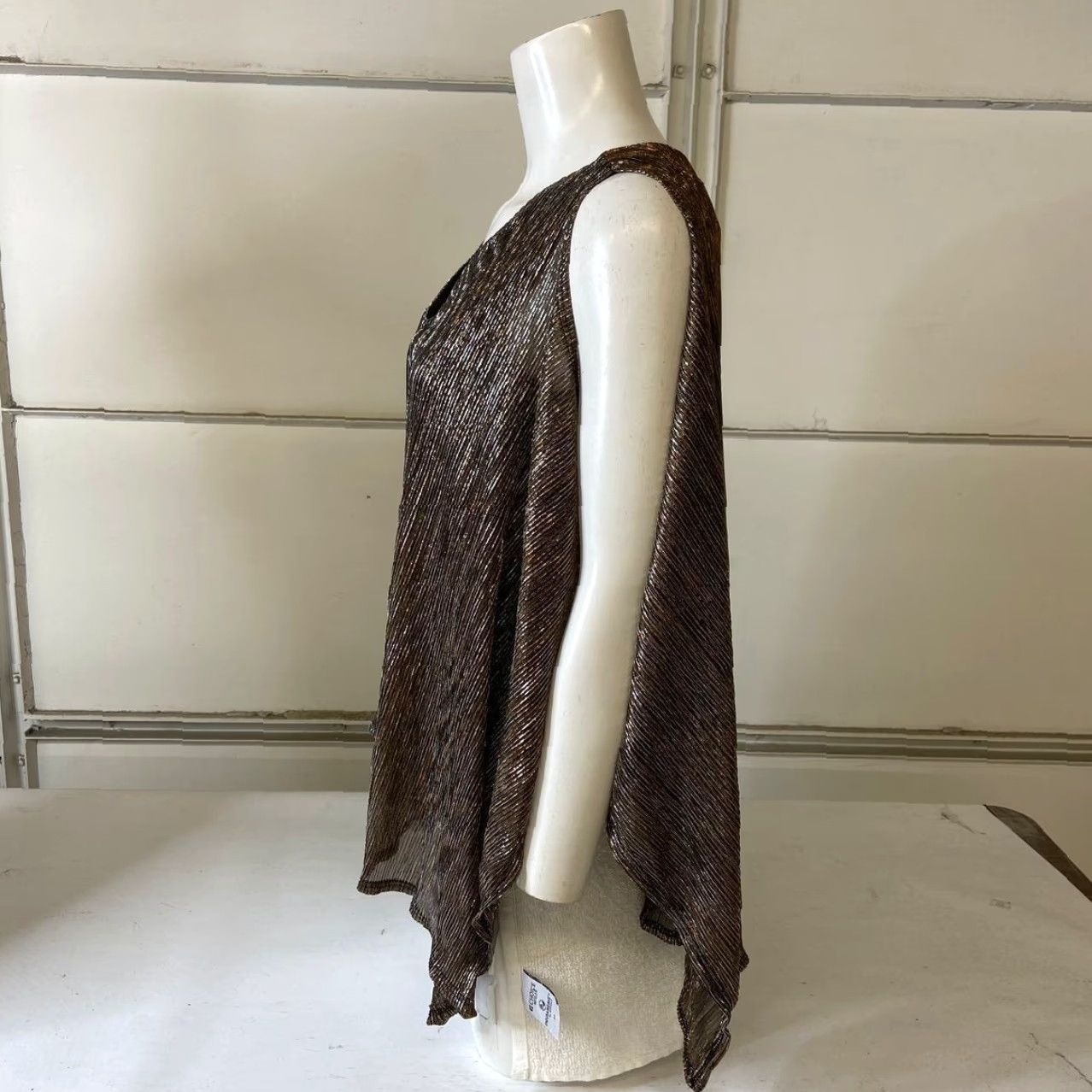 TASH + SOPHIE Top Women's Size S Copper Lurex Cut Sleeve S10166
