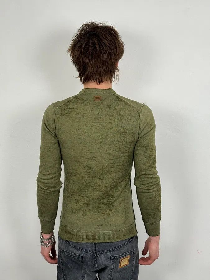 Dolce & Gabbana 2000s Dolce & Gabbana Aged V-Neck Green Sweater Size US M / EU 48-50 / 2 - 3 Thumbnail