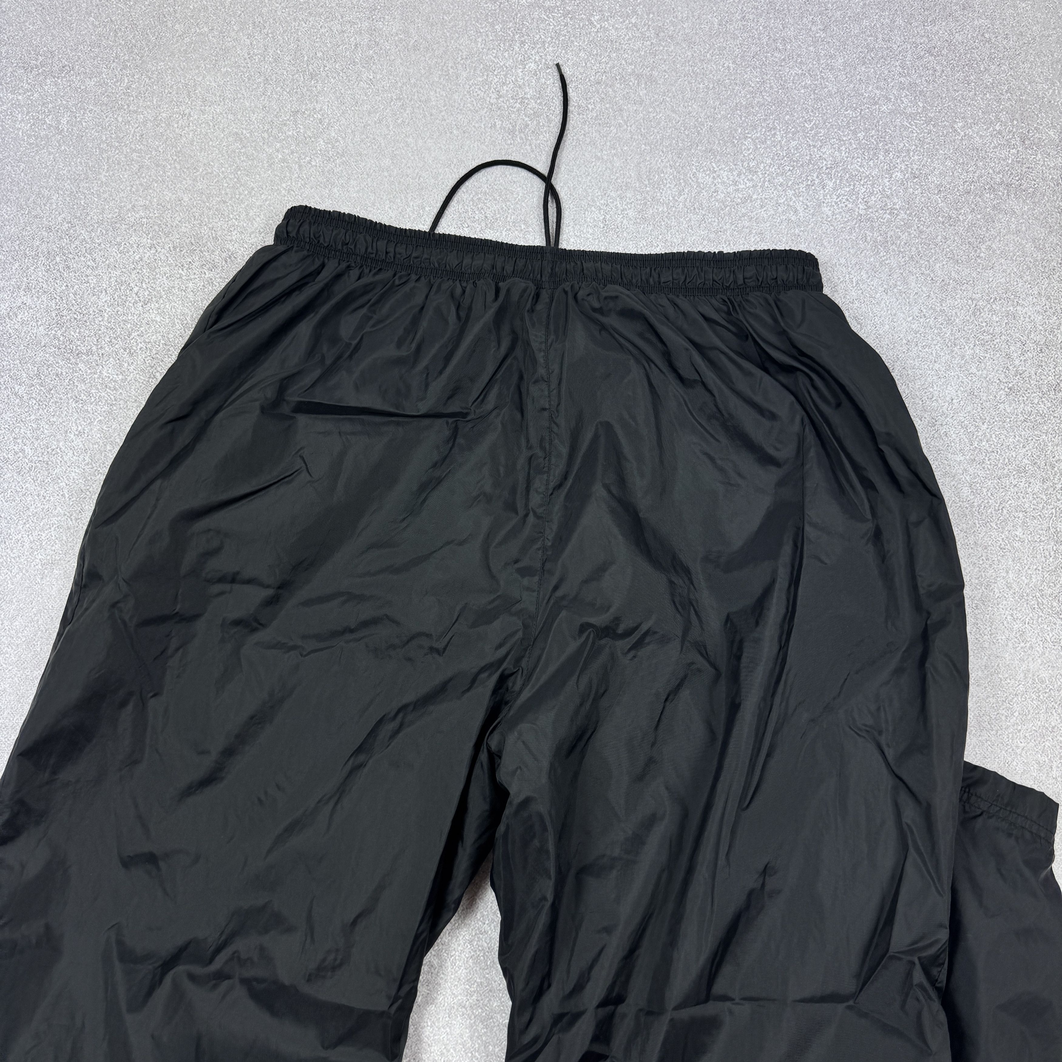 Nike × Vintage VINTAGE NIKE NYLON TRACK PANTS SWEATPANTS Size US 36 / EU 52 - 7 Thumbnail